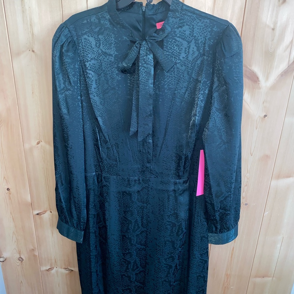 COPY - Betsey Johnson dark green bow dress
